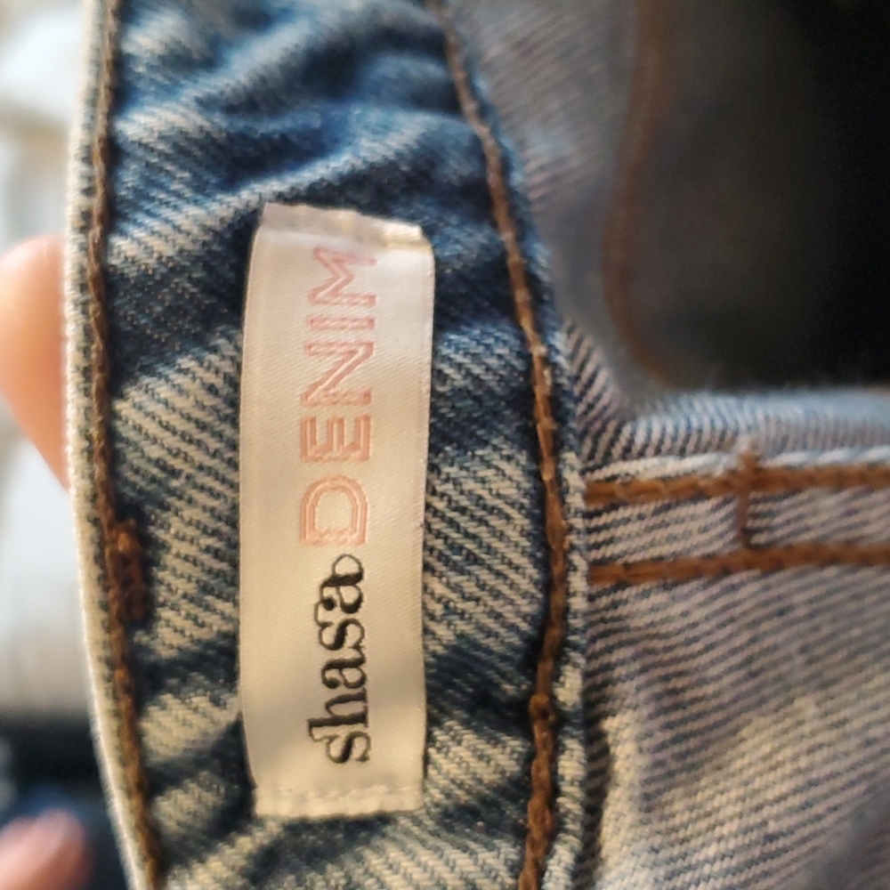 Jeans - Picture 4 of 4